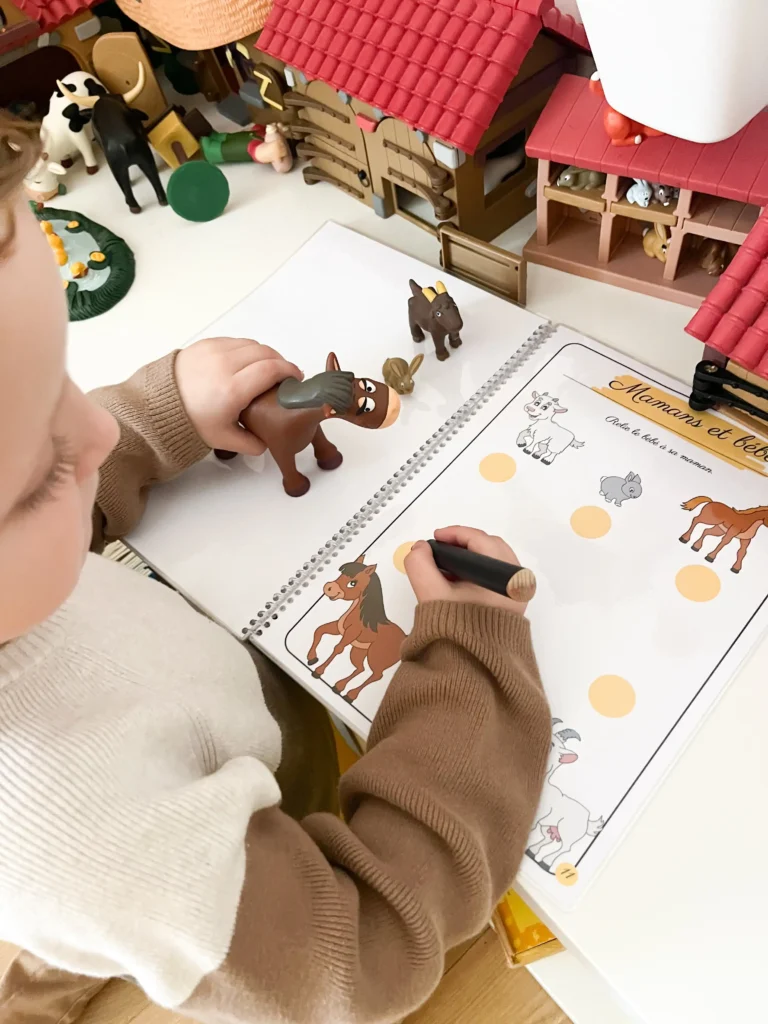 Exercice de tracé, imitation, cahier d’activités, les cahieristes, livret activité