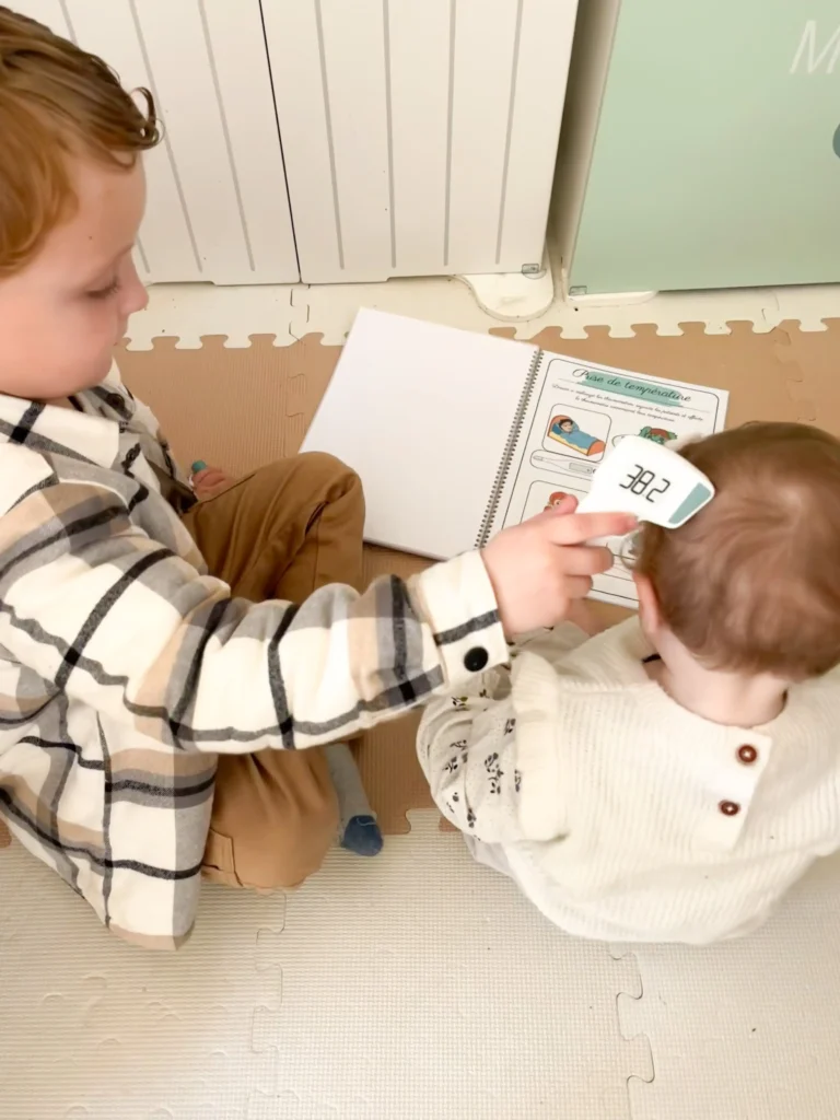 Livret docteur pour enfant jouer au docteur médecin